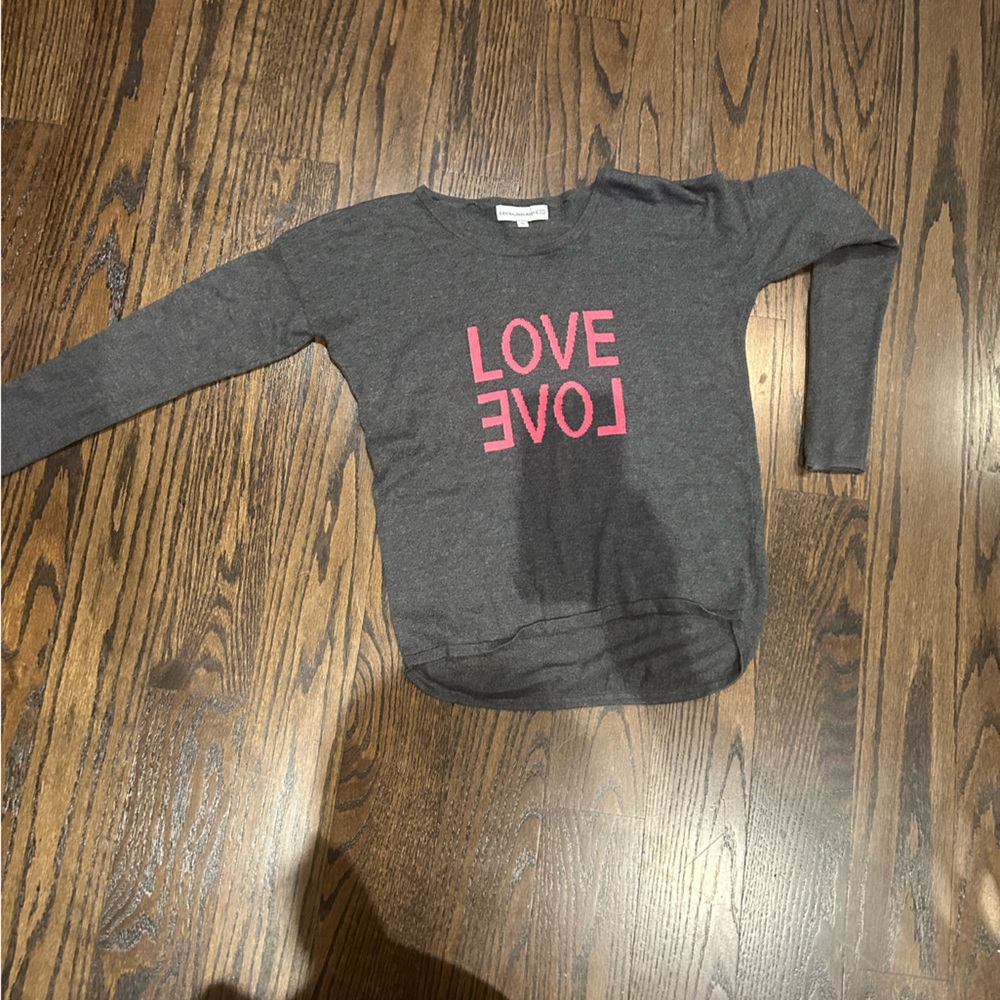 Central Park West Kids Love sweater gray and pink Girls 14 ,excellent condition